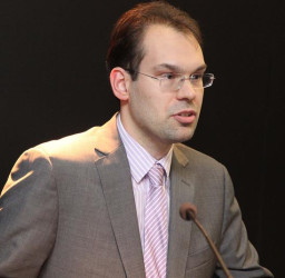 cece1208-57cb-46b5-8e46-3c444aad9791