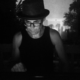 fdddd0d6-50e6-4be2-b456-ef97b4bcbed2